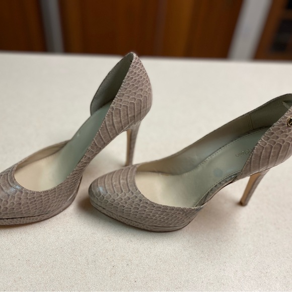 Calvin Klein Women's Heels Size 9 - Picture 8 of 10